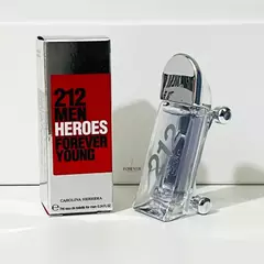 MINIATURA CAROLINA HERRERA 212 MEN HEROES FOREVER YOUNG - 7ML - ✨Glamour perfumes 