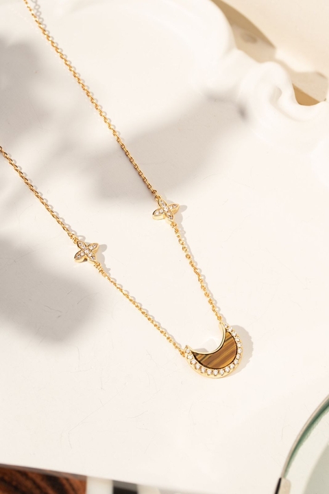 GARGANTILHA LUA OLHO DE TIGRE COM MINI ESTRELAS LV