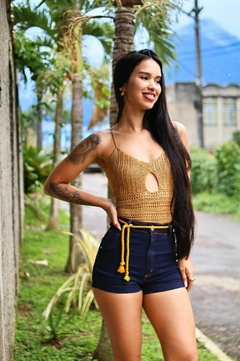 SHORT JEANS C/ CORDINHA AMARELA na internet