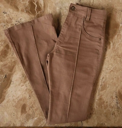 CALÇA FLARE na internet