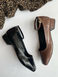 Imagem do Sapato Mary Jane com tira fina no tornozelo (Café)