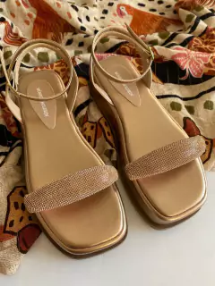 Flatform Bronze com tira de brilho