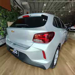 Imagem do Chevrolet Onix LT | 2020