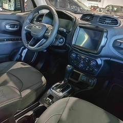 Jeep Renegade Longitude | 2024 na internet