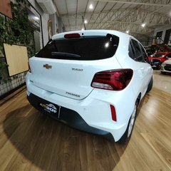 Chevrolet Onix Premier | 2021 na internet
