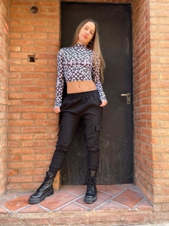 Pantalón cargo friza (Negro - Verde) | BAXX - comprar online