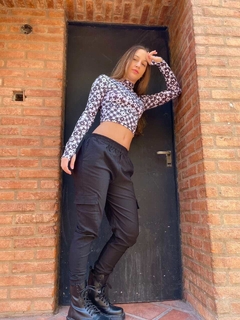 Pantalón cargo friza (Negro - Verde) | BAXX en internet