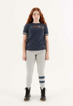 Remera campus (Azul - Mostaza) | BUDDIES en internet