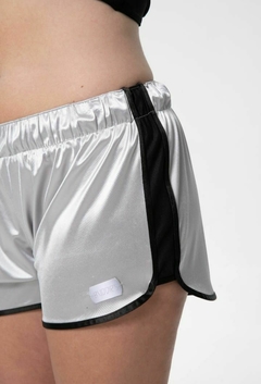 Short Seeker (Plata - Negro) - tienda online