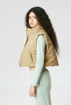Chaleco Larissa (Camel) | BUDDIES - comprar online
