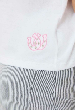 Remera Howdy | BUDDIES - Motivos Para Quedarte