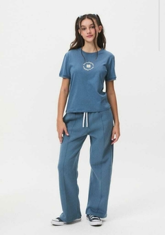 Remera Sarah (Blanco - Azul) | BUDDIES - Motivos Para Quedarte