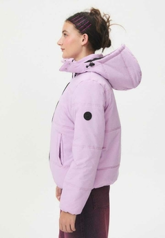 Campera Janu (Negro - Lila) | BUDDIES - Motivos Para Quedarte