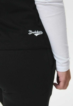Remera Columbia | BUDDIES - Motivos Para Quedarte