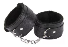 ESPOSAS NEGRAS ANCHAS