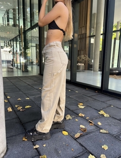 Baggy beige con regulador en internet