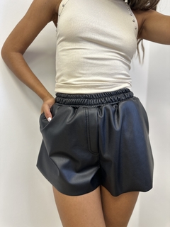 SHORT PILI en internet