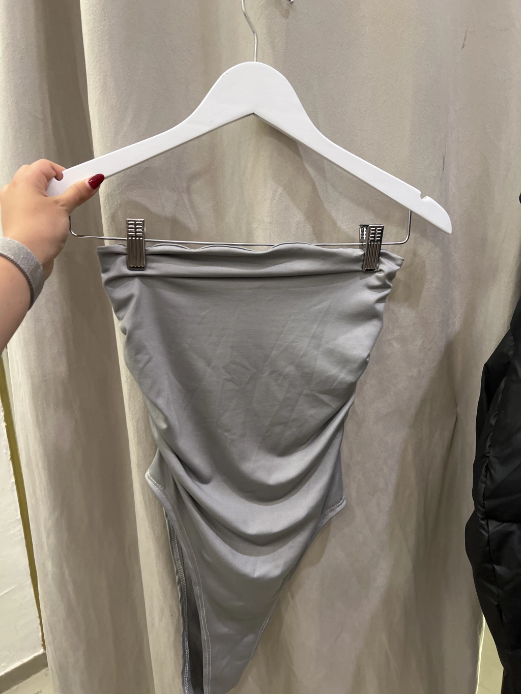 body strapless