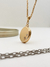 Relicário oval com strass - Abigail Ferreira Acessórios