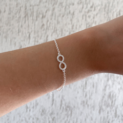 Pulseira infinito cravejado na internet