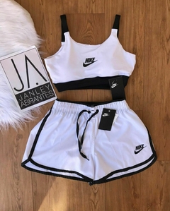 CONJUNTO ESPORTIVO UMA LISTRA - comprar online