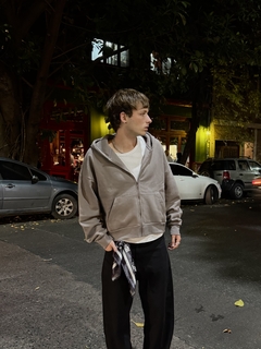 Zip Hoodie Boxy Marrón - comprar online