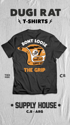 Remeras con diseños propios inspirados en el aire libre y la pasion por las motos, en algodon de excelente calidad e intervenidas con sistema DTG. 