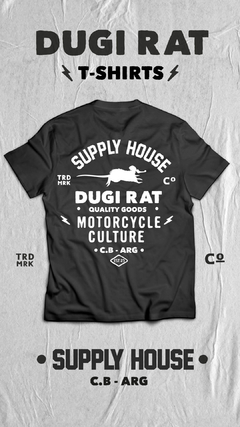 Remeras con diseños propios inspirados en el aire libre y la pasion por las motos, en algodon de excelente calidad e intervenidas con sistema DTG