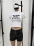 Short con cierre en internet