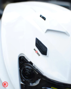 Imagen de CASCO AIROH COMMANDER 2 SÓLIDO BLANCO BRILLO