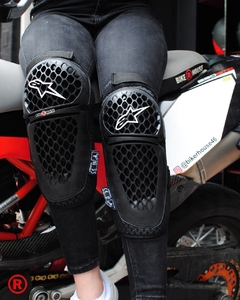 RODILLERAS ALPINESTARS BIONIC+ - comprar online