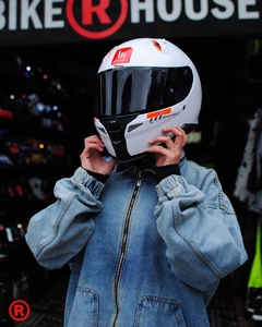 CASCO MT REVENGE 2 S BLANCO PERLA BRILLO - BIKERHOUSE