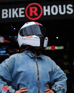CASCO MT REVENGE 2 S BLANCO PERLA BRILLO en internet