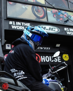 CASCO AIROH COMMANDER MAVICK CERULEAN en internet