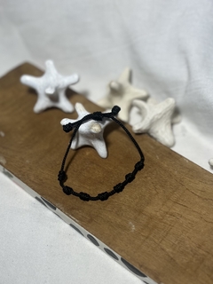 PULSERA 7 NUDOS NEGRA PB79 - comprar online