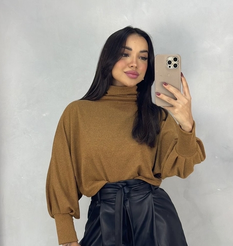 Cropped manga longa lãzinha