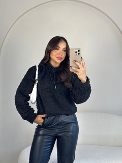 Casaco teddy curto com capuz - Dalia Rosada