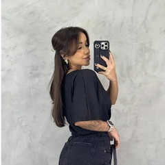 Cropped manga curta transpassado - comprar online