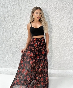 Conjunto cropped e saia longa floral tule