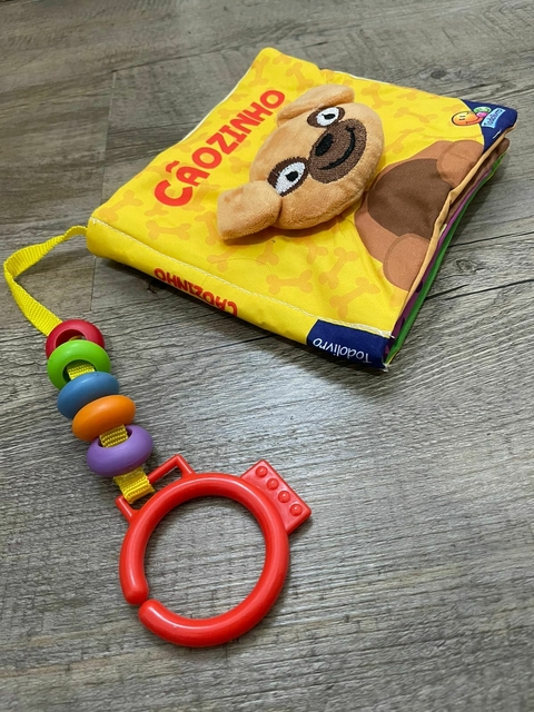 Livro de pano Bichinhos: Cãozinho