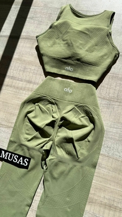 CONJUNTO ALO (OLIVA)