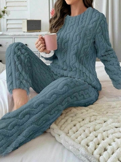 PIJAMA REINA INVERNAL (AZUL) - comprar online