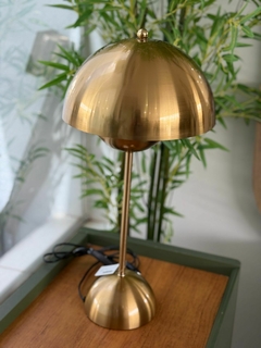 Abajur metal dourado