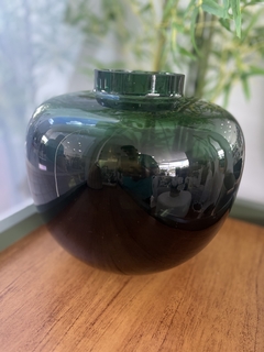 Vaso verde decorativo na internet