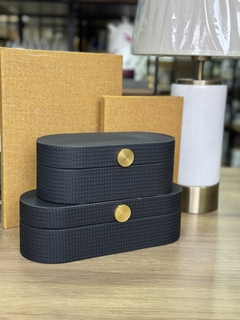 caixa decorativa preta com Dourado tamanho G