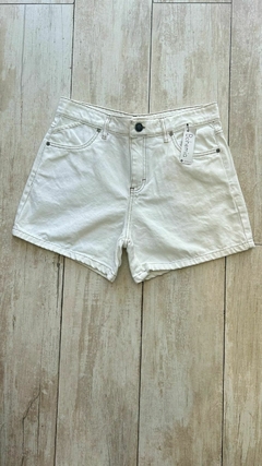 Short Alkimia Off White Con Ruedo - comprar online
