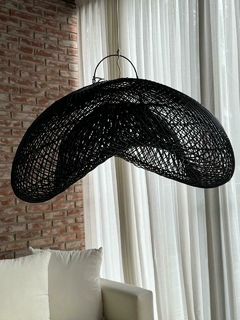 LAMPARA RATTAN NEGRA