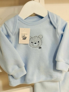 conjunto polar bordado oso celeste - Per Bimbi