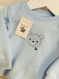 conjunto polar bordado oso celeste - comprar online