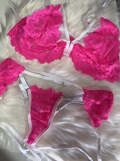 Conjunto Neon com Cinta liga na internet